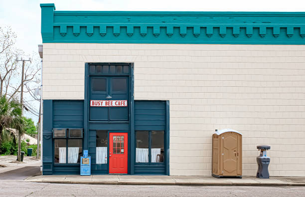 Best Portable bathroom rental  in Coldstream, KY